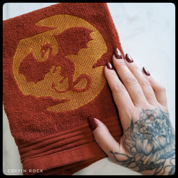 Dragon - serviette brodée 