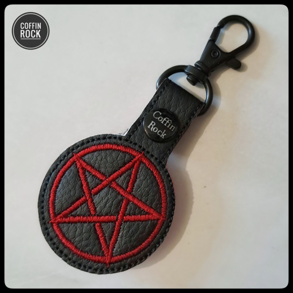 red pentagram - porte-clés