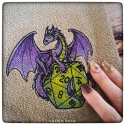 Dragon D20 - Serviette brodée