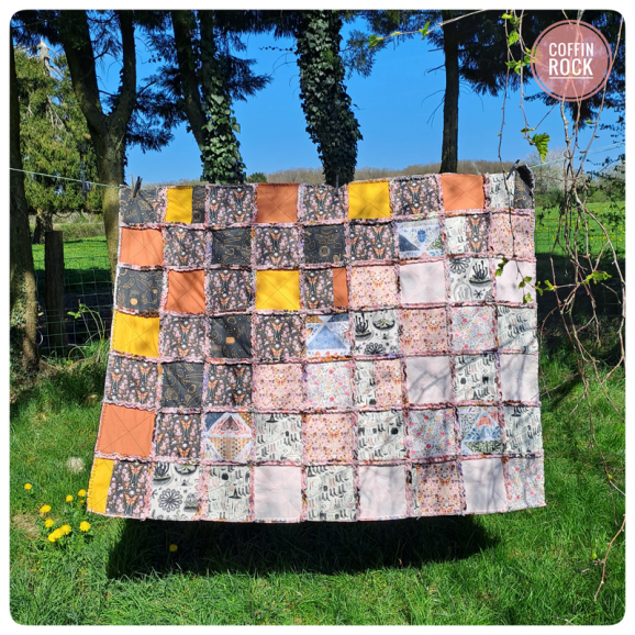 Cottage Spring quilt - couverture patchwork rag quilt